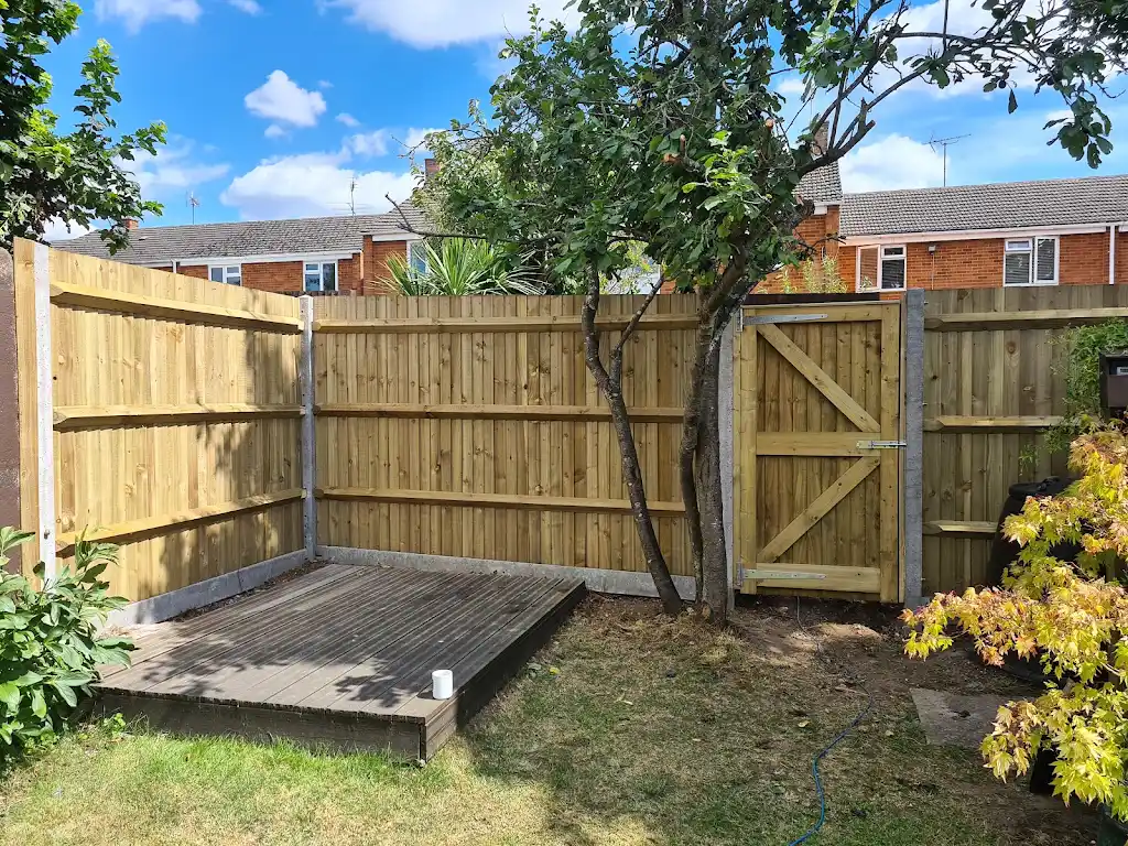Made-to-measure timber garden gate with braced frame and galvanised ironmongery fitted by Bracknell Fencing LTD in Berkshire